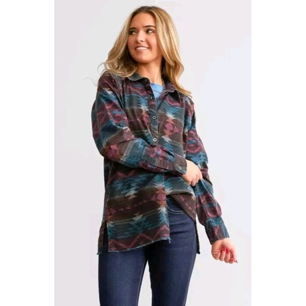BKE Boyfriend Style Aztec Western Plaid Shirt Medium Side Slits
